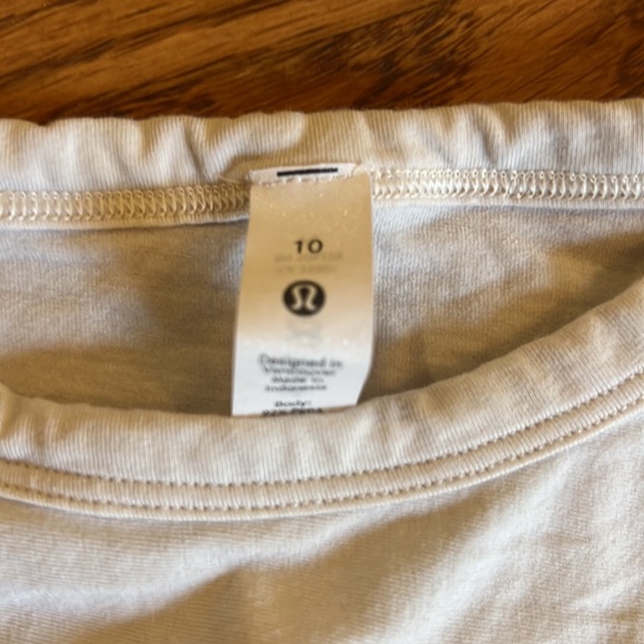 Lululemon Athletica Top - Picture 4 of 5
